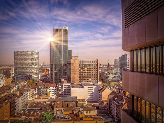 Edificio en Venta de Oficinas Avda Constitucion           Calle Sagunto