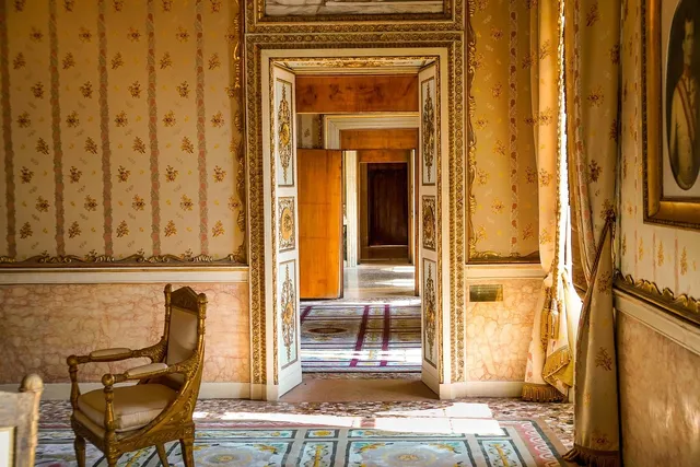 Edificio en Venta   /CASA BURGUESA / PALACETE (CENTRO VALENCIA) 