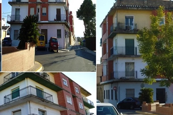 Edificio en Venta   / Montserrat calle Manuel Peiró / Valencia